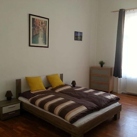 Caterina Private Rooms And Apartments Budapest Ngoại thất bức ảnh