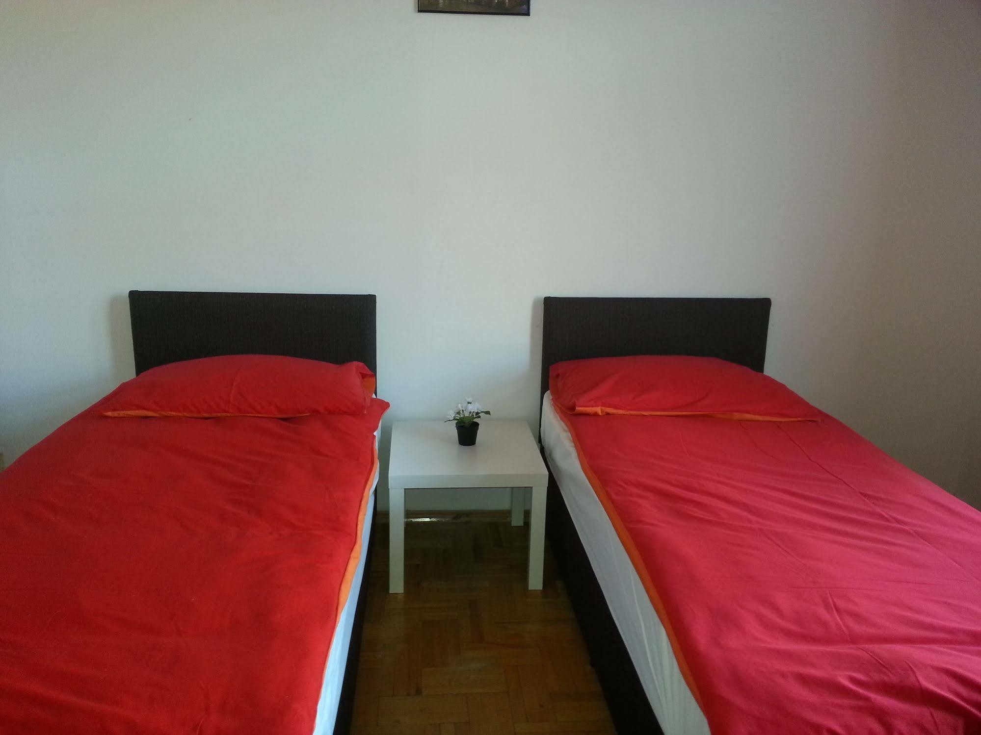 Caterina Private Rooms And Apartments Budapest Ngoại thất bức ảnh