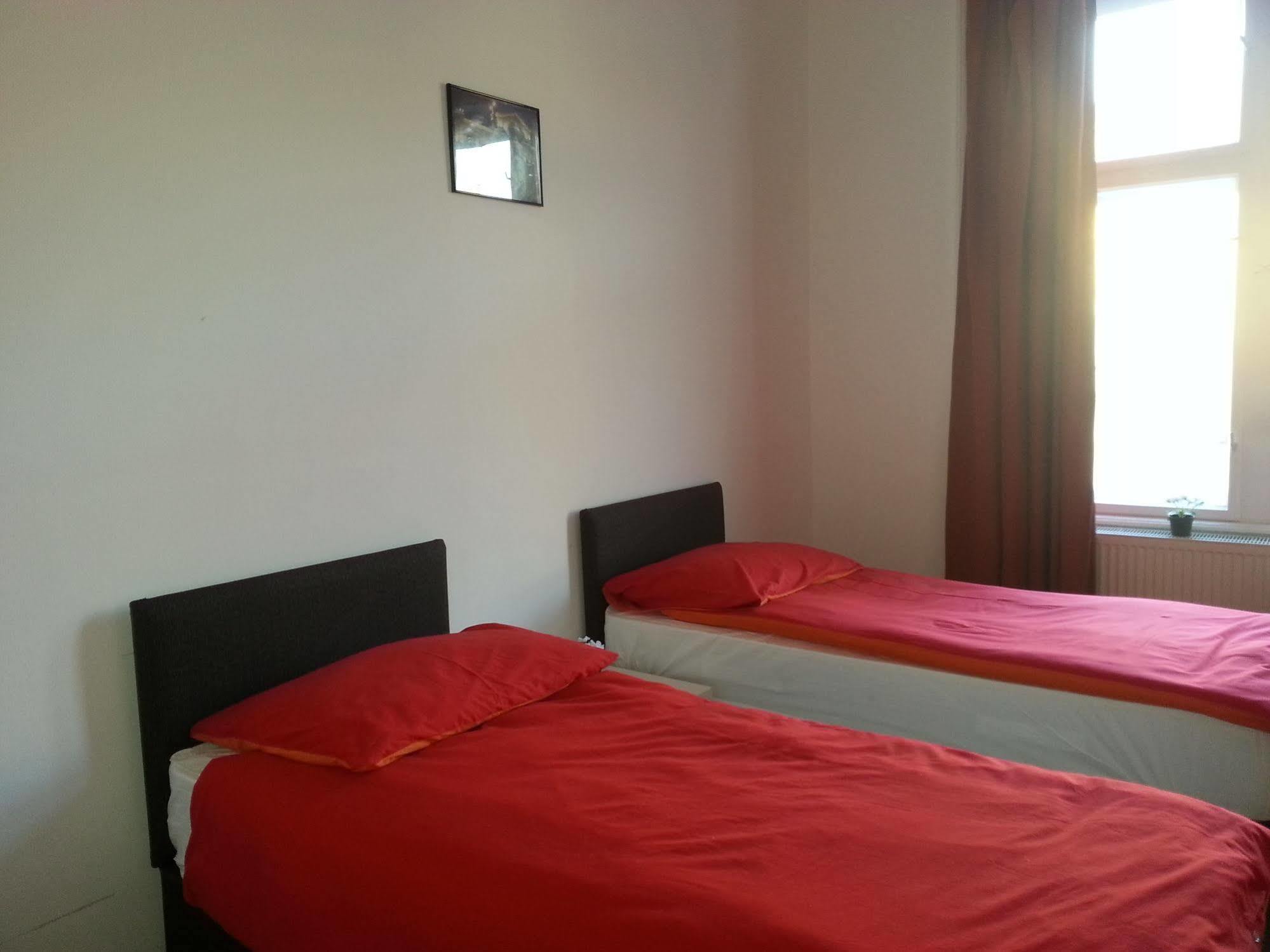Caterina Private Rooms And Apartments Budapest Ngoại thất bức ảnh
